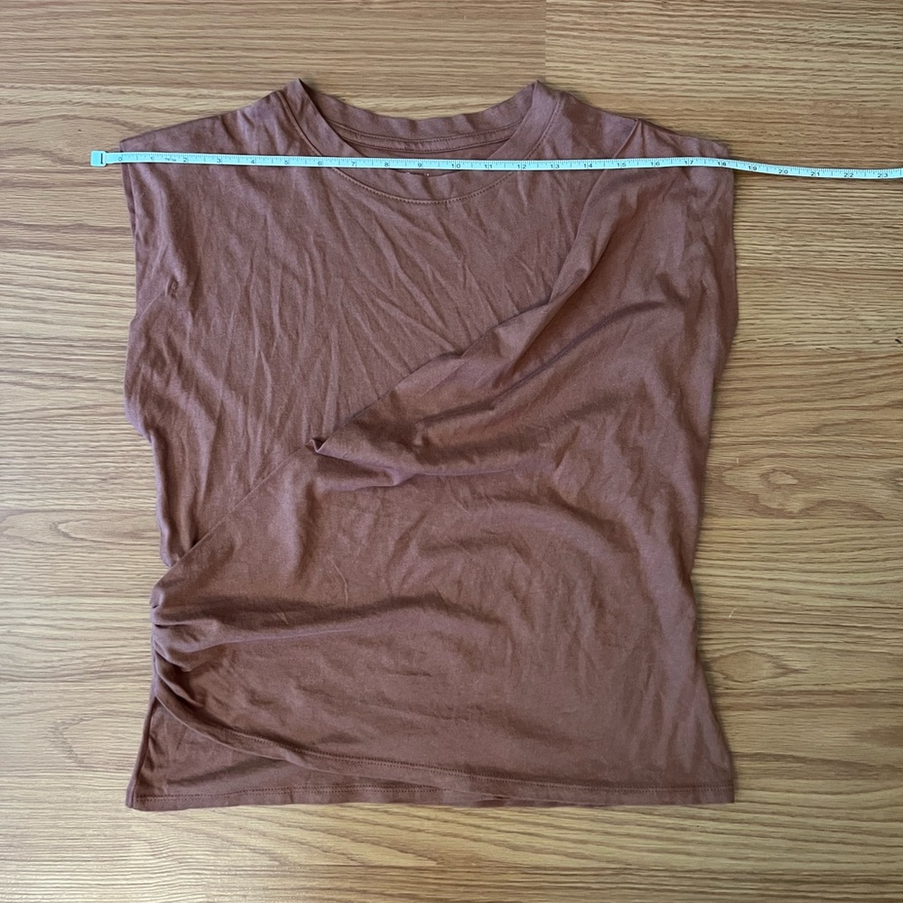 Asymmetrical Drape Muscle Tee - Picture 5 of 8